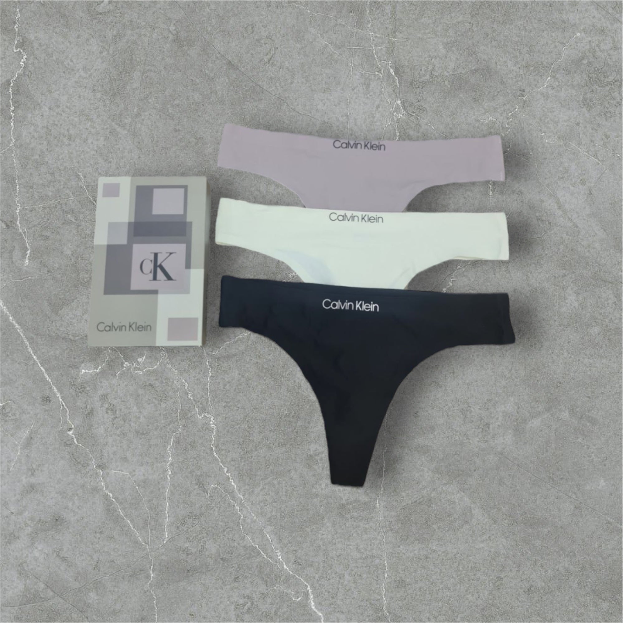 Calvin Klein Woman’s String Pack 3